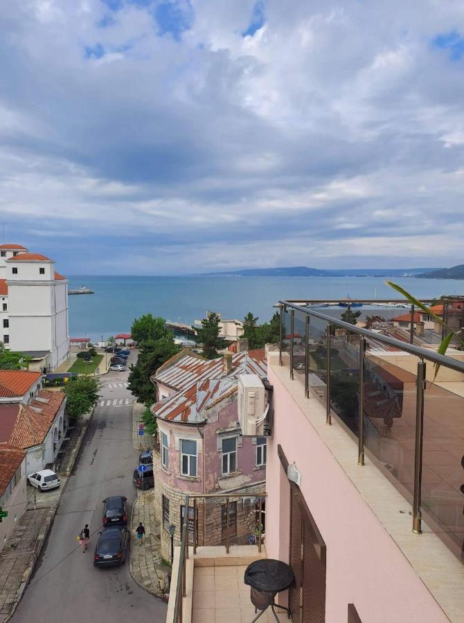 Апартамент Амира 3 Balchik Esterno foto