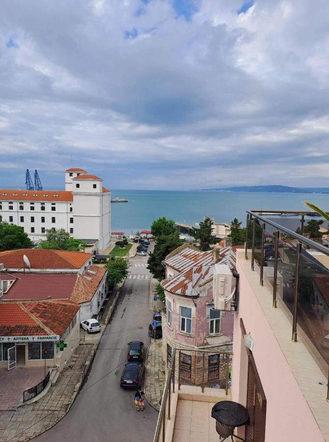Апартамент Амира 3 Balchik Esterno foto