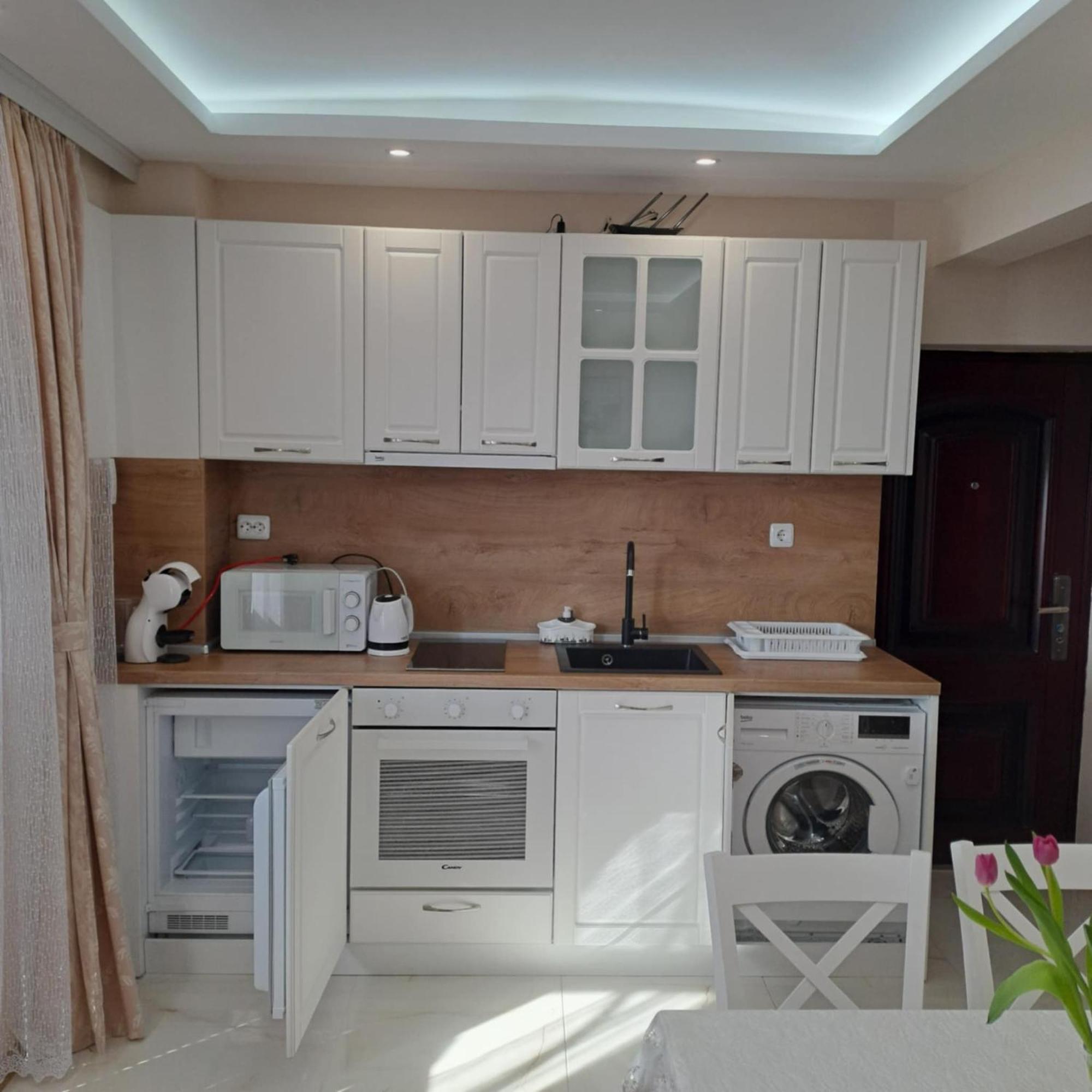 Апартамент Амира 3 Balchik Esterno foto